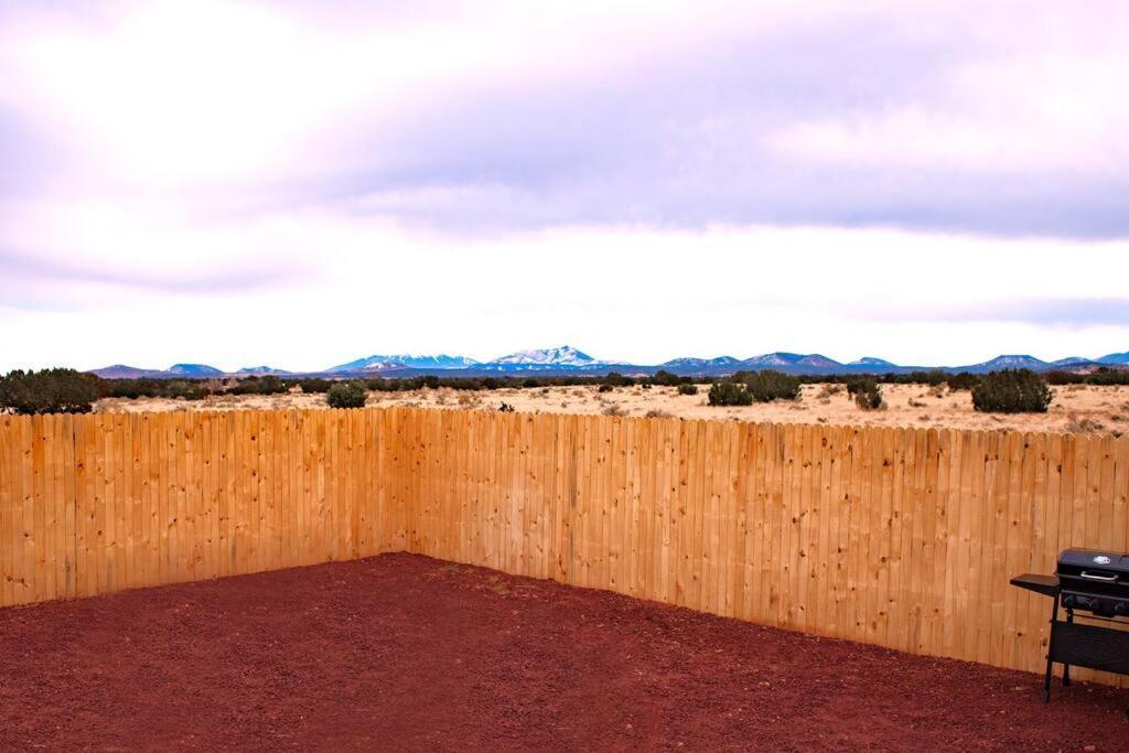 منزل الضيف فالي  في Broken Spur Ranch, Off Gridoasis#Stargazing المظهر الخارجي الصورة